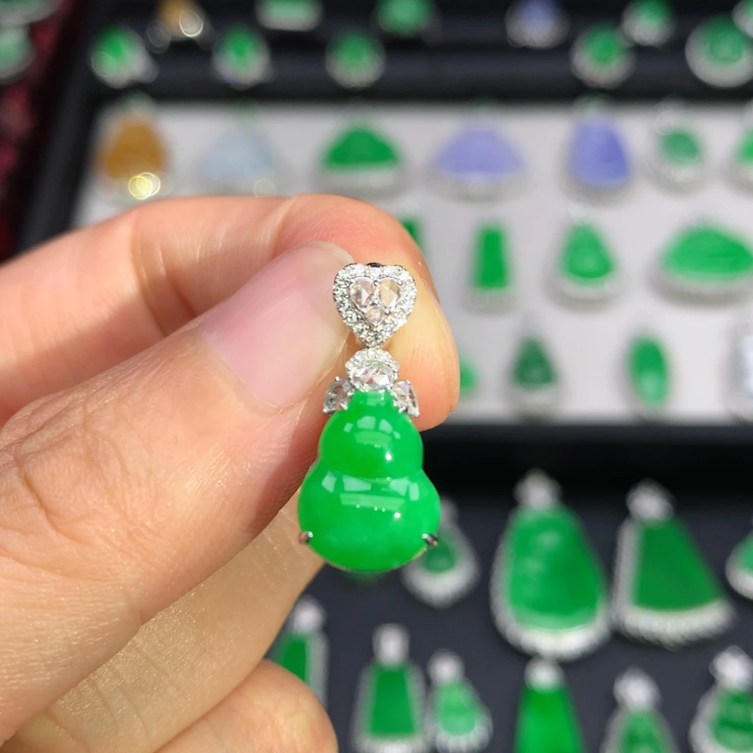 翡翠18K金镶嵌吊坠(不含链)