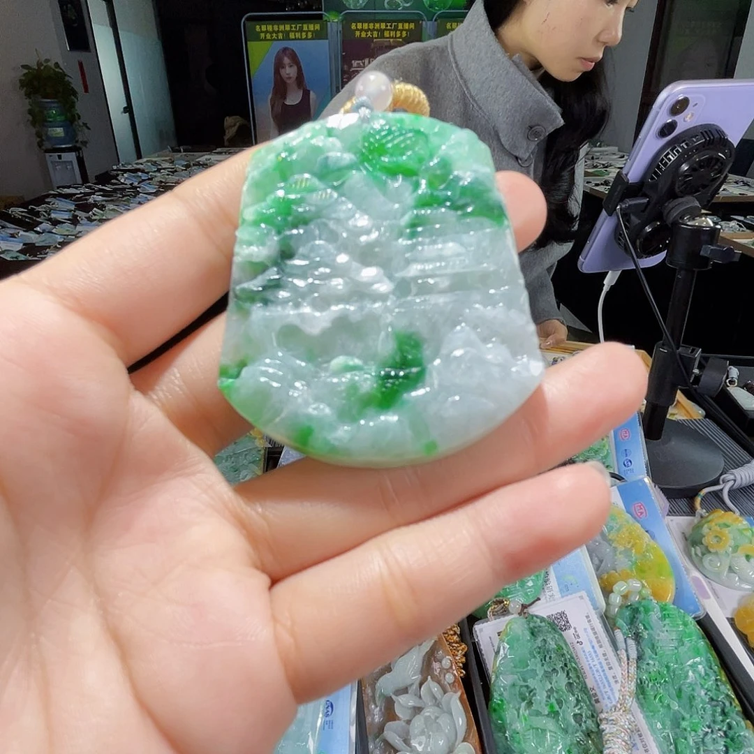 颈饰未镶嵌翡翠一