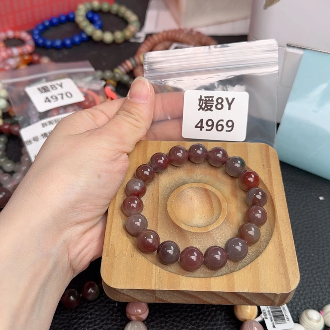 【闪购商品】石英质玉手链未镶嵌清**韵