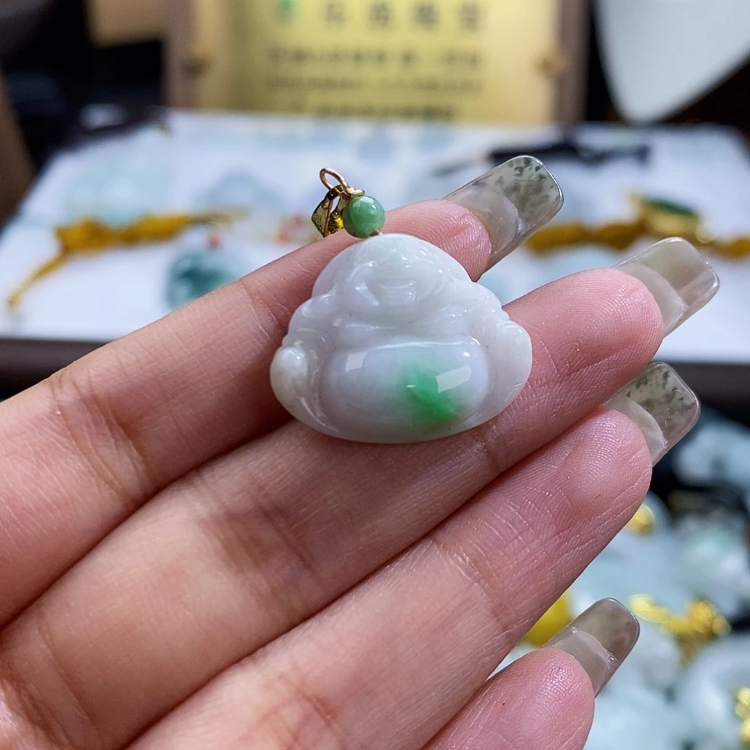 翡翠未镶嵌颈饰3158