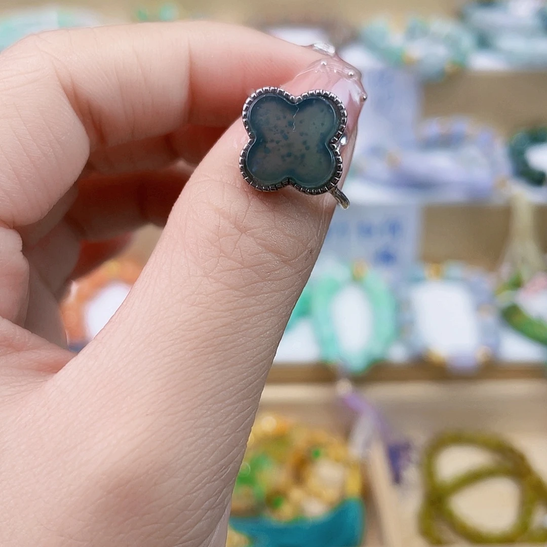 翡翠未镶嵌手链戒指