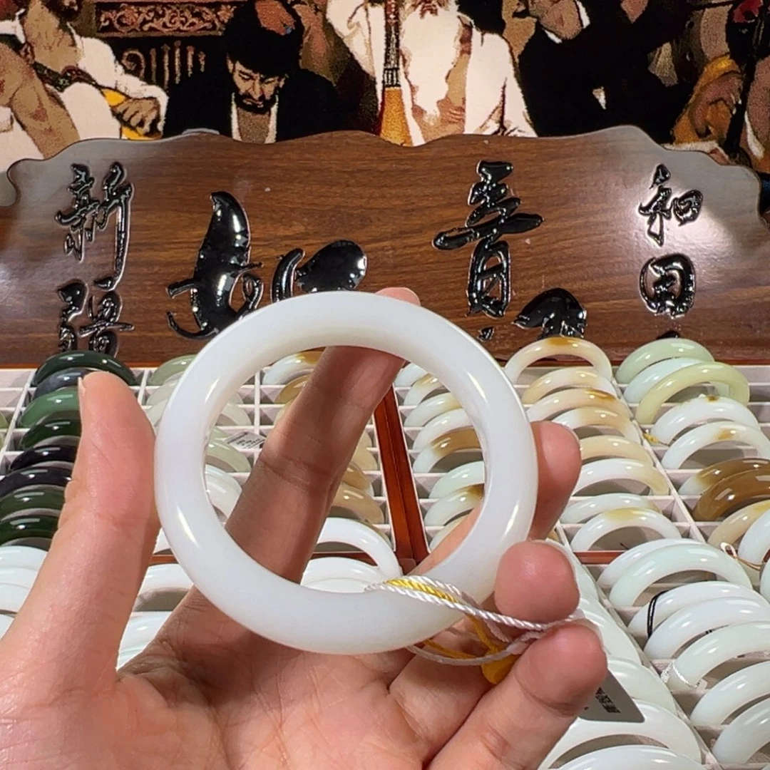 和田玉（白玉）未镶嵌手镯和田玉羊脂白玉手镯