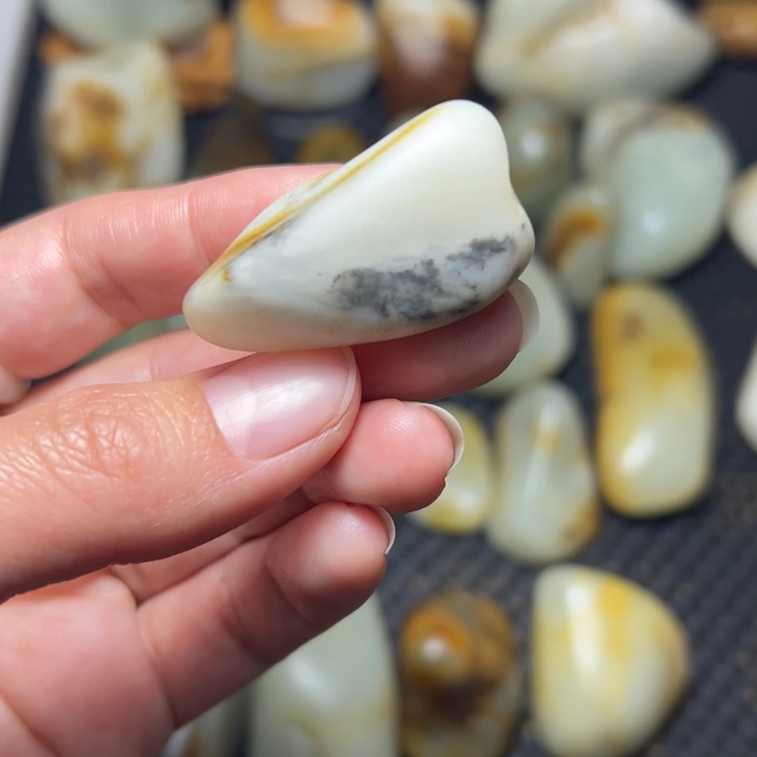 和田玉未镶嵌挂件A79