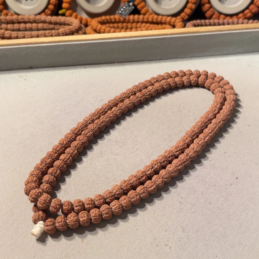 金刚菩提吊坠全****断老树王飞碟