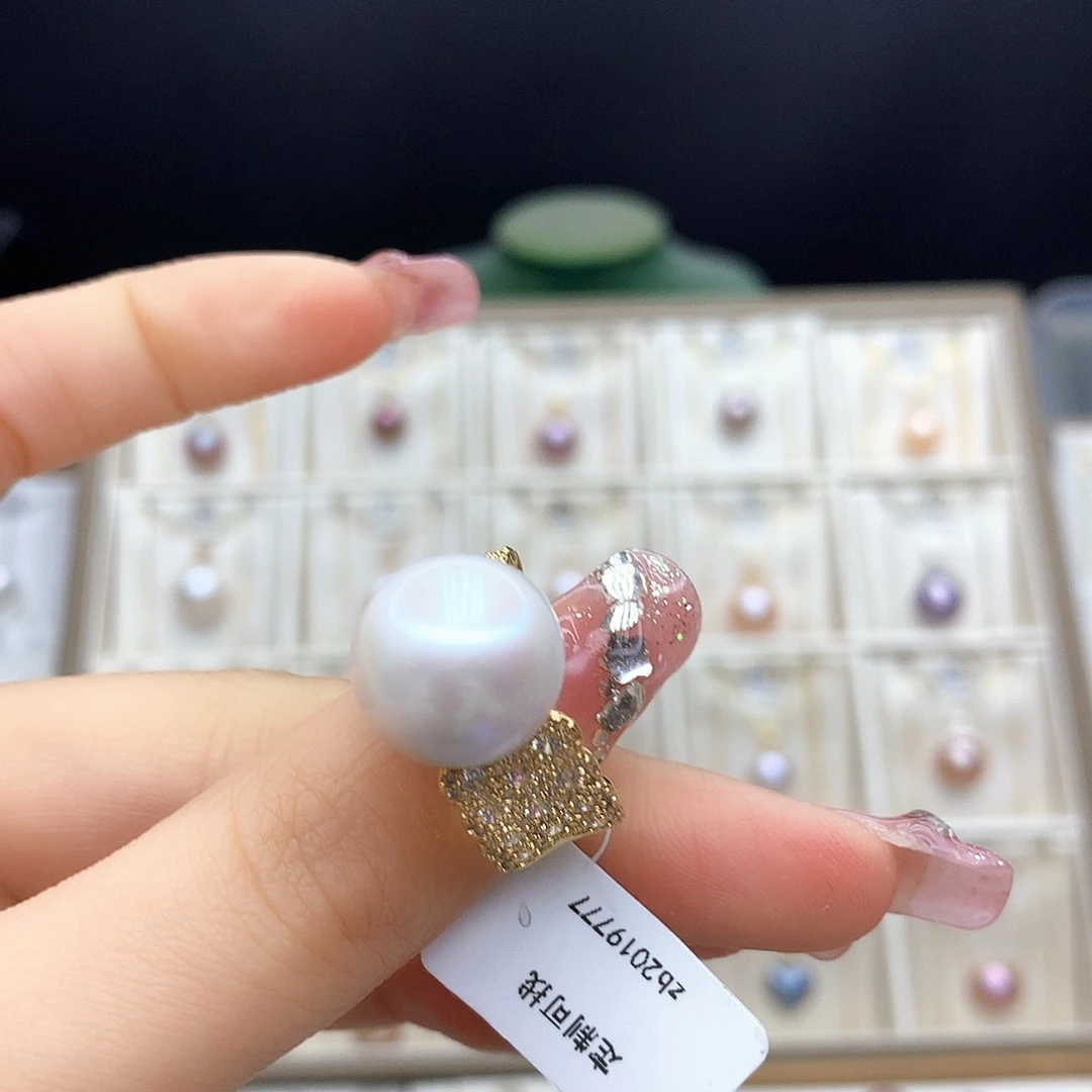 淡水珍珠颈饰合金