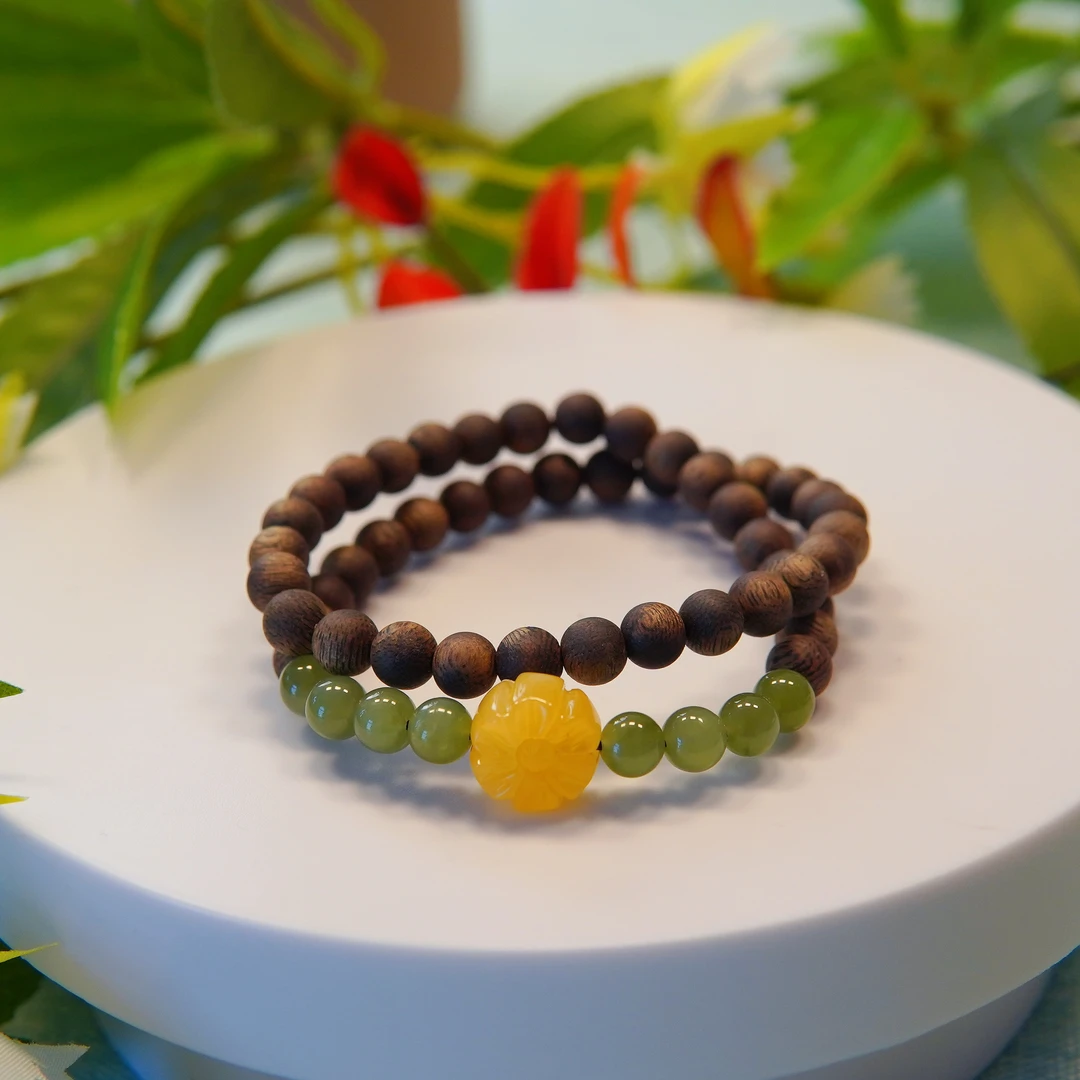 沉香奇楠沉香蜜蜡小花双圈手串AYLWC00047