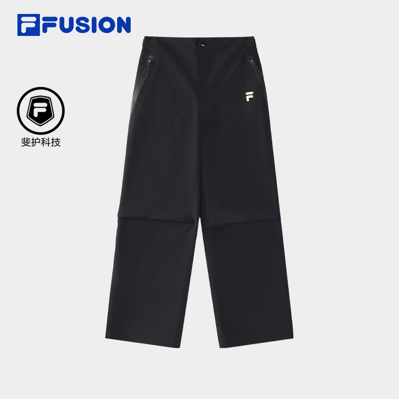 FILA斐乐亲肤舒适防泼水宽松降落伞裤男运动休闲长裤T11M441803F