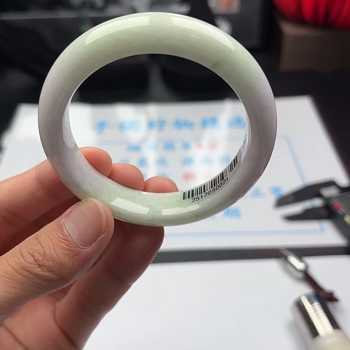 翡翠未镶嵌手镯5758x4 24