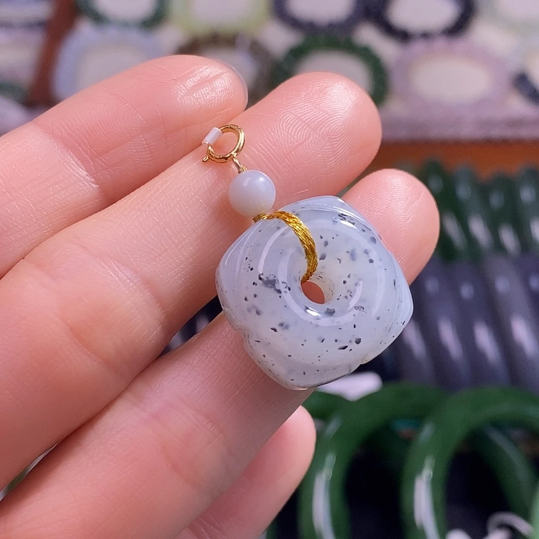 颈饰未镶嵌和田玉青花四方扣