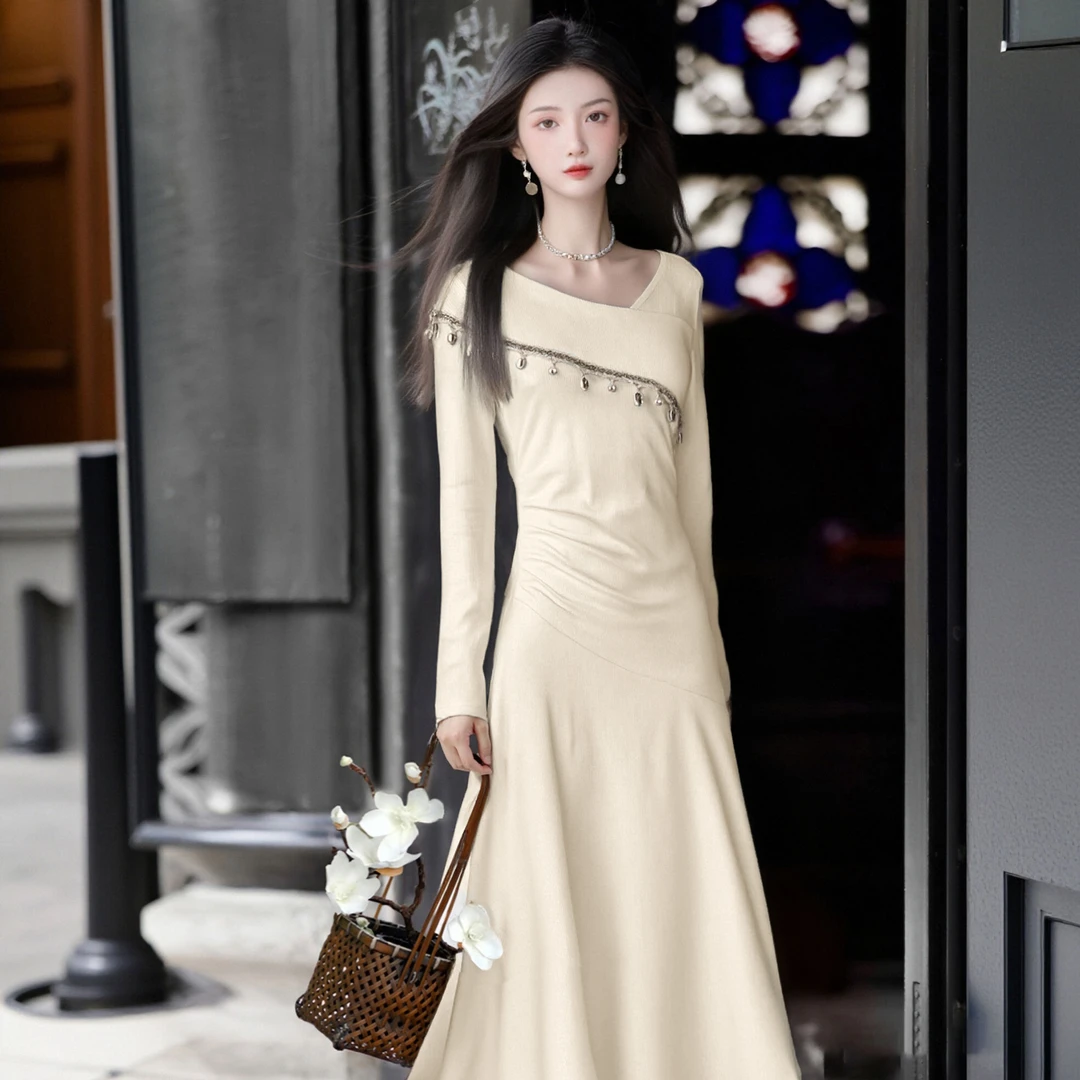 2025气质连衣裙秋冬收腰长裙子D4232