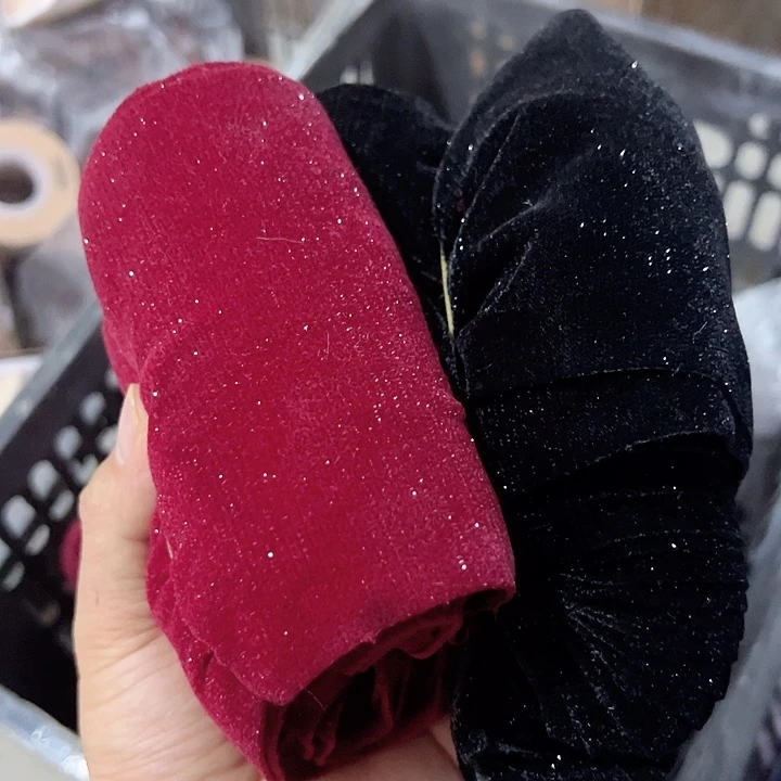 12的亮丝绒黑色酒红各5码材料