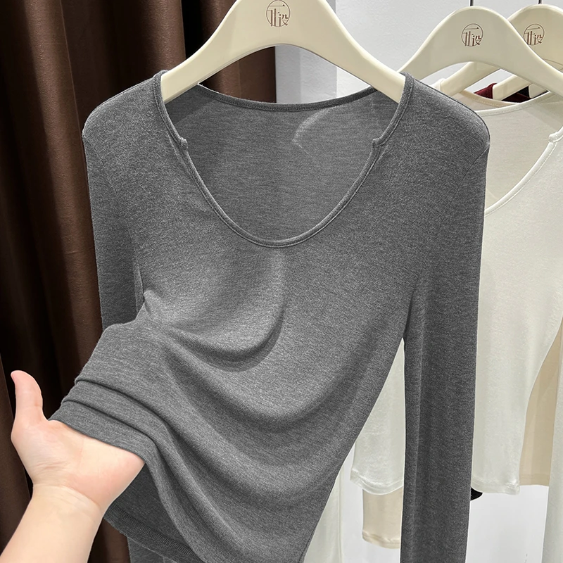 灰色U领高级感长袖t恤女秋季新款纯欲风微透修身薄款休闲气质上衣