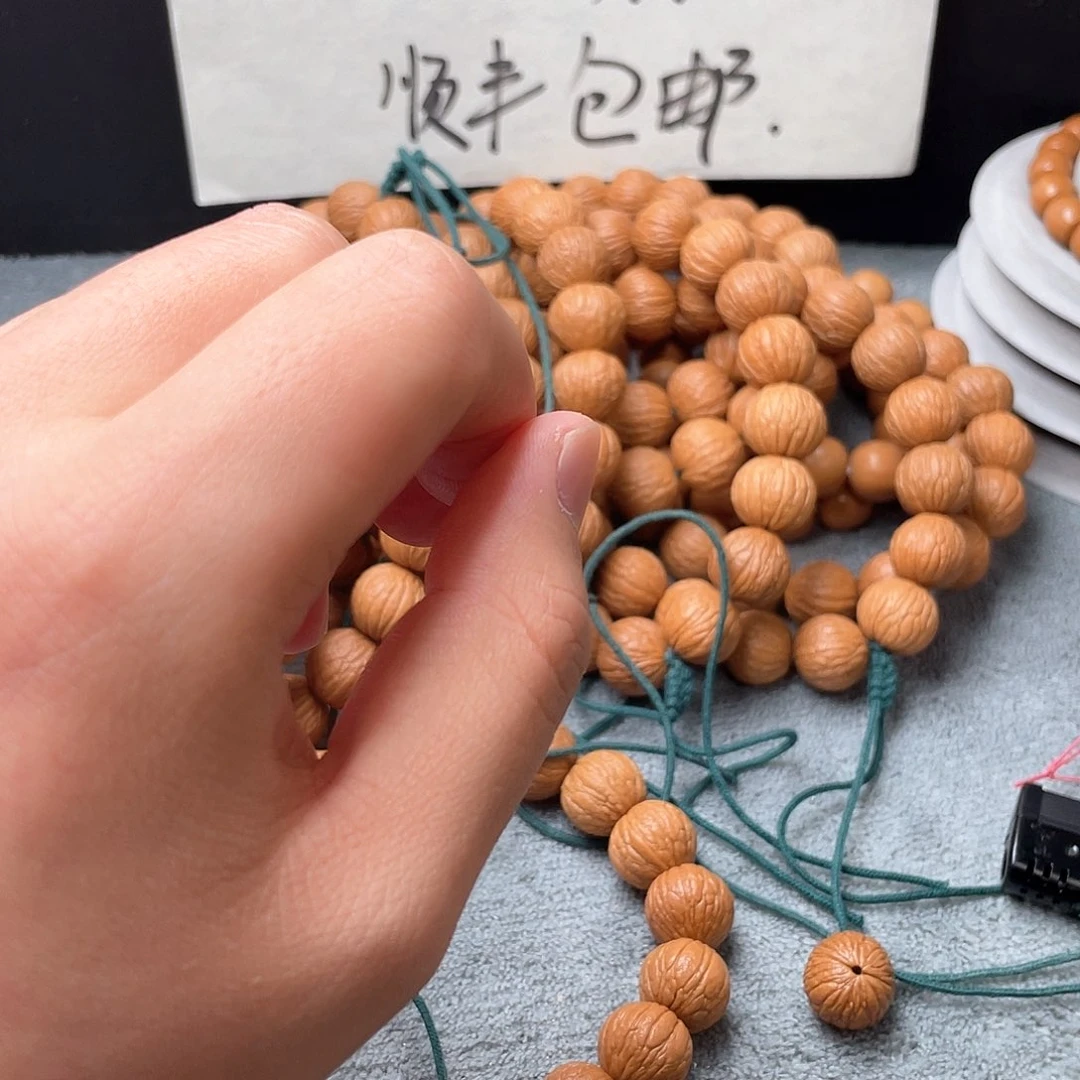 猴头核桃吊坠^****^凤羽