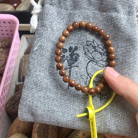 椰蒂吊坠幸***人库克