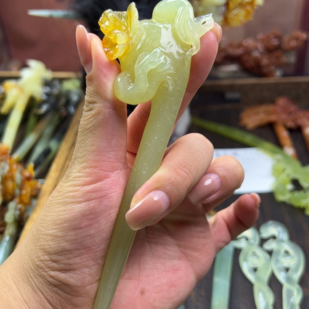蛇纹石玉未镶嵌发簪