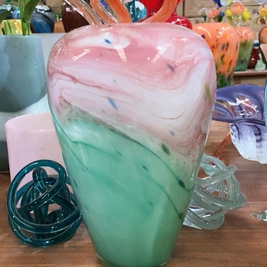 琉璃花瓶高31厘米口径9厘米