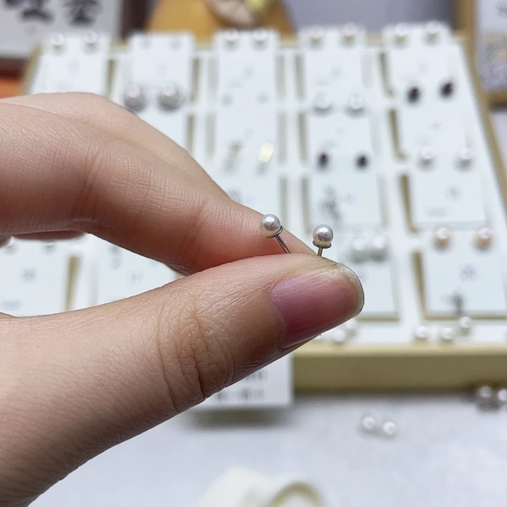 淡水珍珠耳饰银S925镶嵌有***福