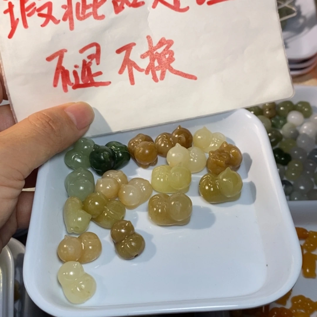 和田玉未镶嵌手链微瑕发三