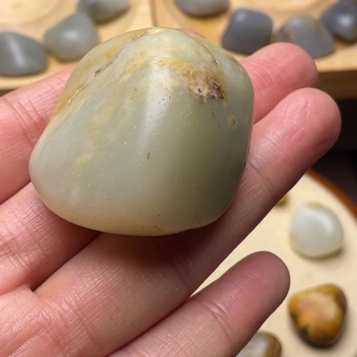 和田玉未镶嵌颈饰6