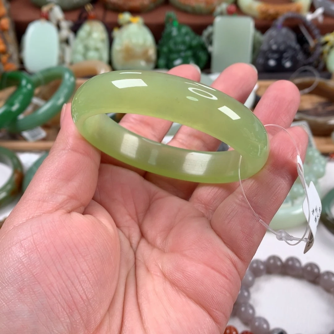 岫玉手镯未镶嵌55口径