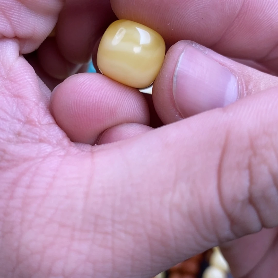 蜜蜡裸石未镶嵌你**哽