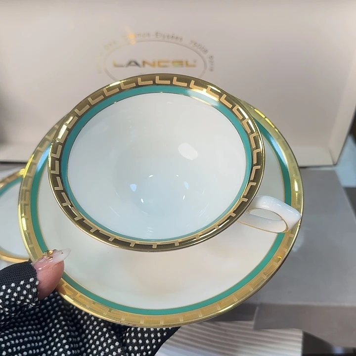 飘***蝎柒喜美瓷 只售正品很好看的杯子