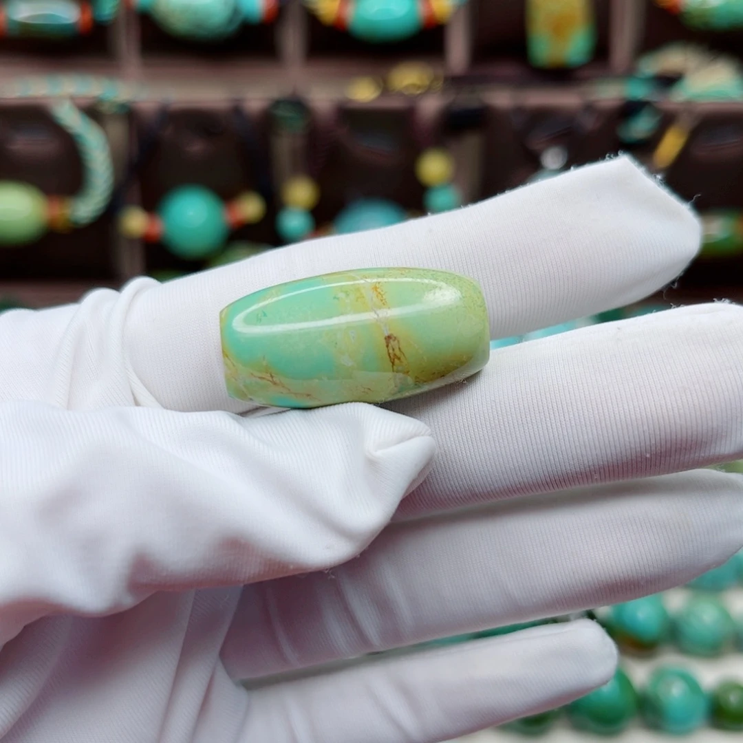 绿松石未镶嵌原矿