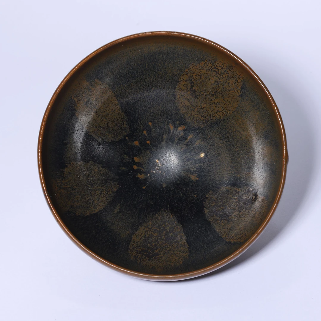 Lot6 明代 黑釉铁锈花碗【古董拍卖】