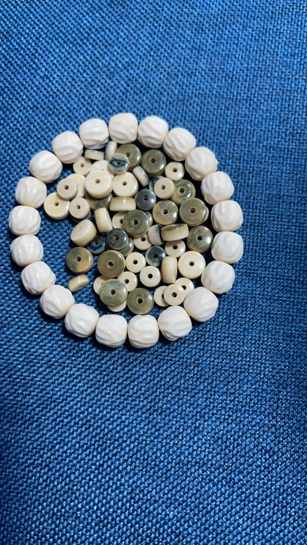 猛犸牙手串和隔片一起