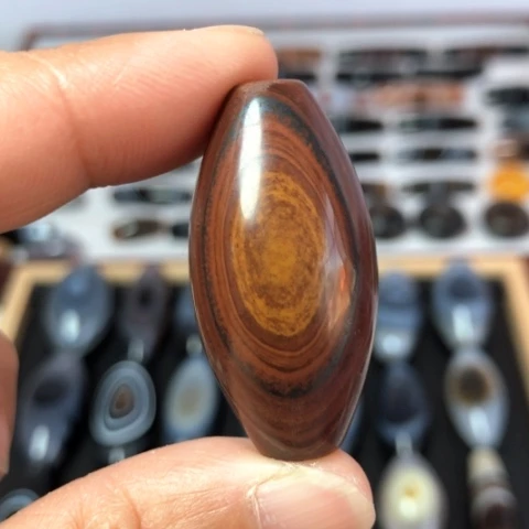 玛瑙/玉髓未镶嵌珠宝半成品