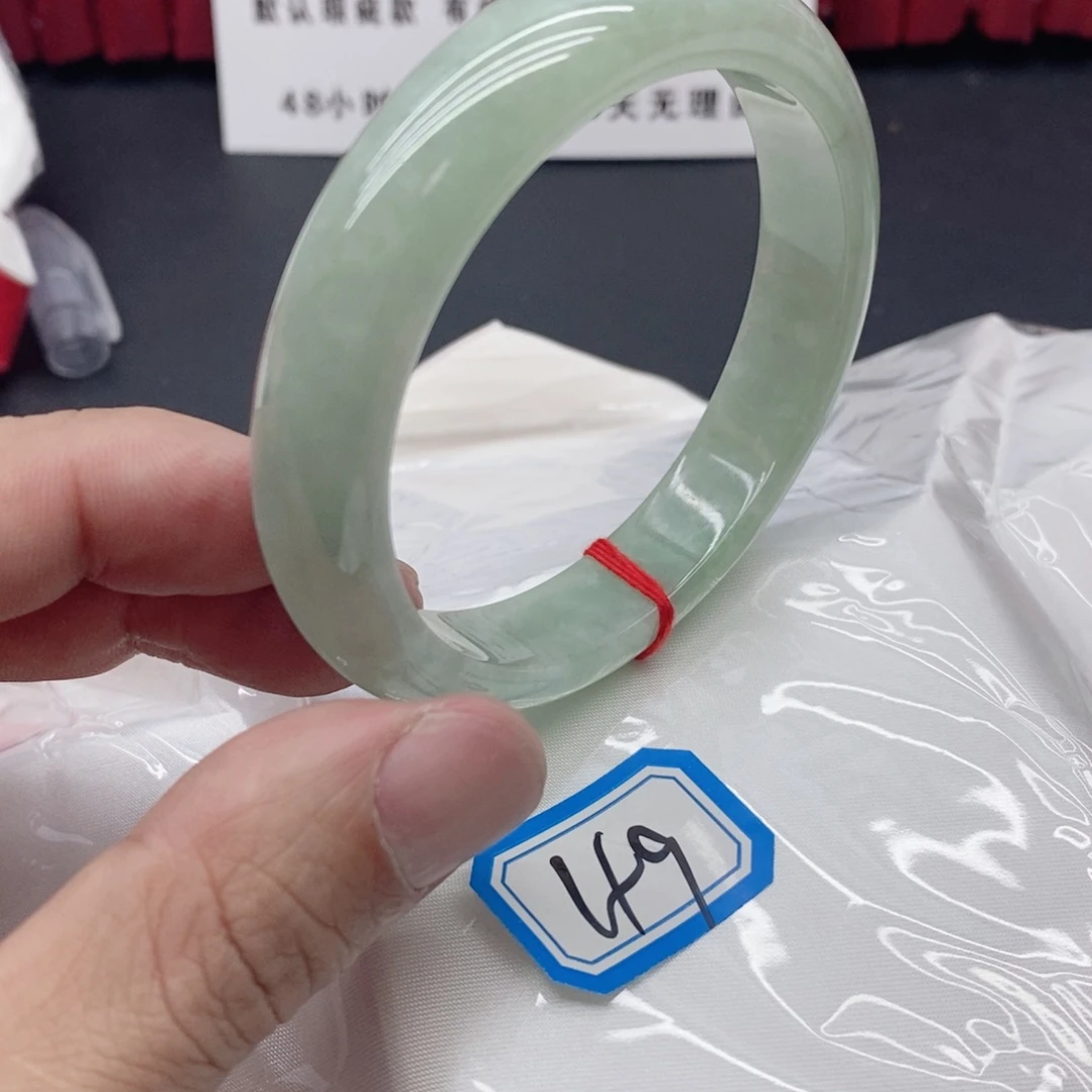 硅化玉未镶嵌手饰翡手镯49999