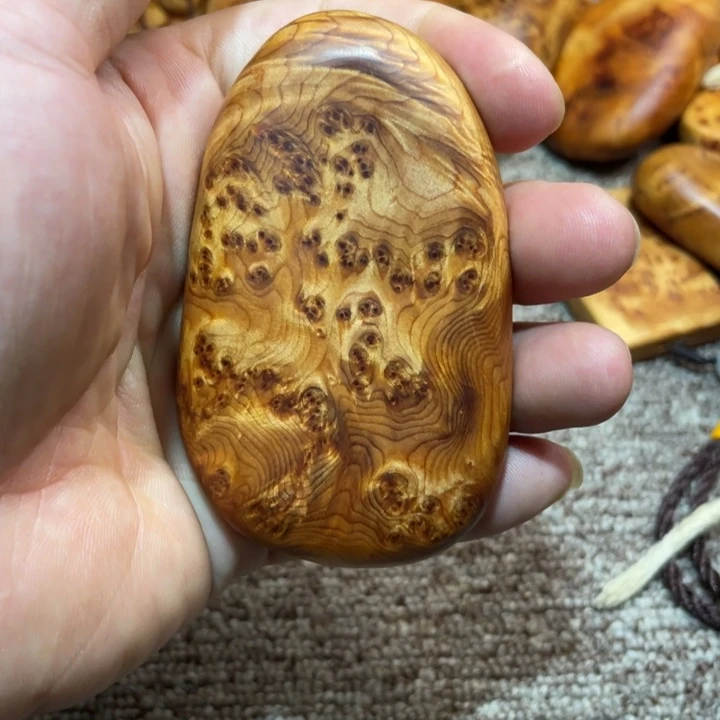 镇***哥柏木（崖柏）其他把
