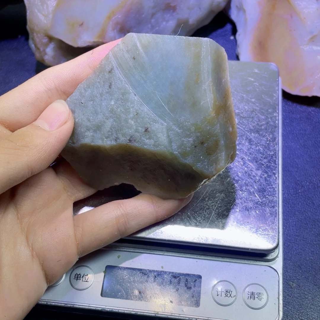 未镶嵌和田玉珠宝半成品