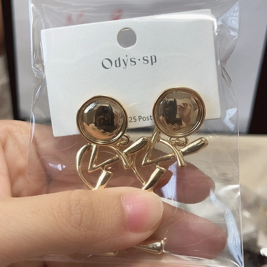 锆石铁合金合金耳钉
