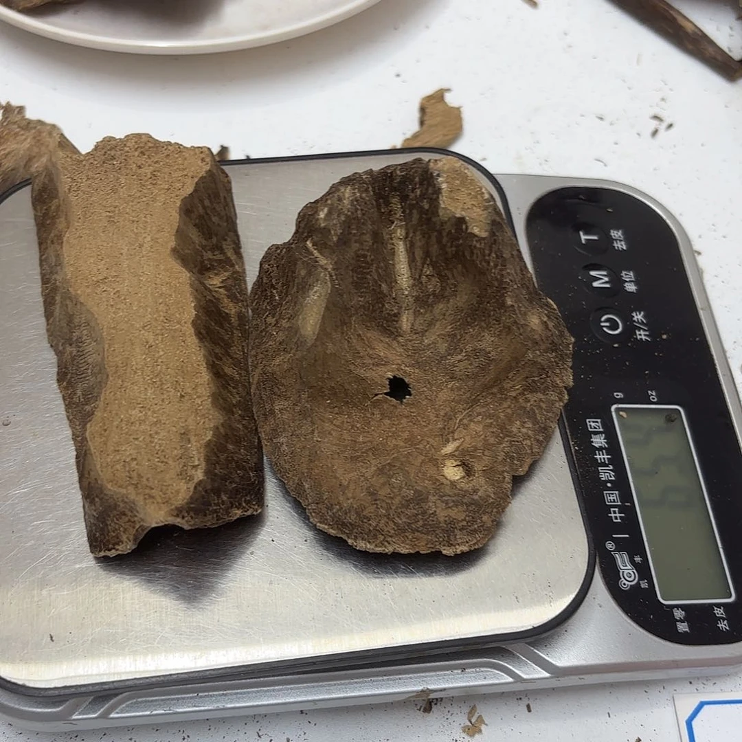 沉香沉香碎屑用****0水格65克