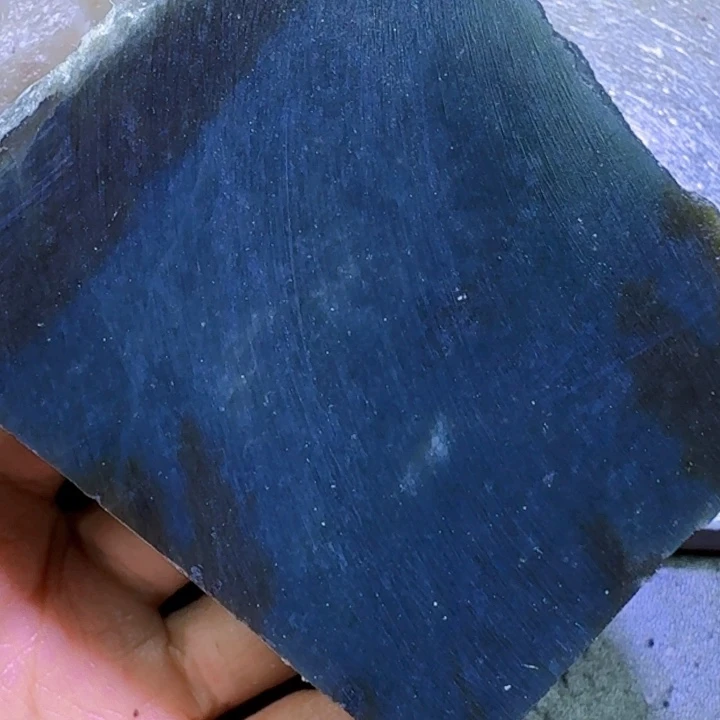 和田玉未镶嵌珠宝半成品