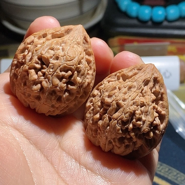 【闪购商品】吊坠文玩核桃坐佛