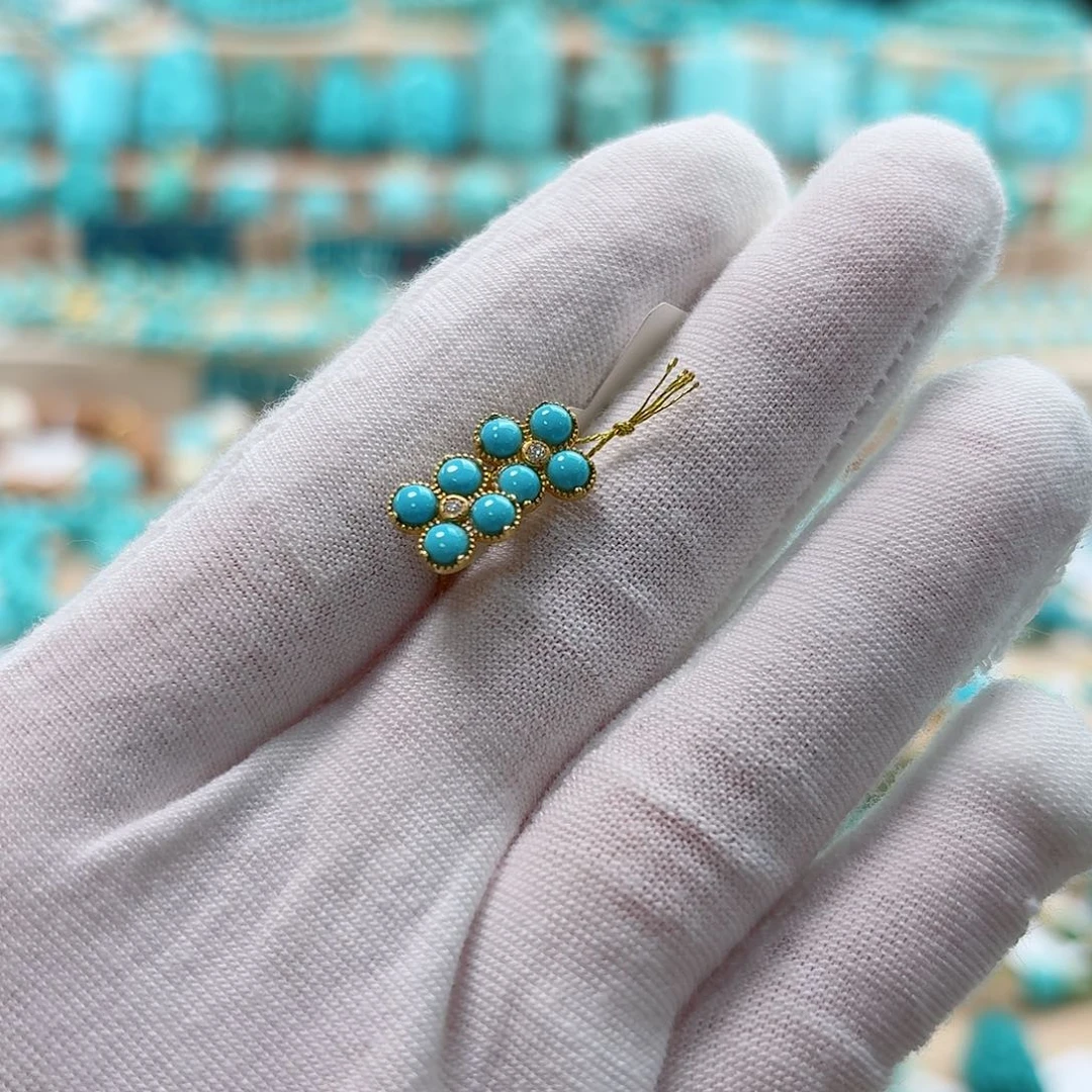 绿松石18K金镶嵌珠宝奇石