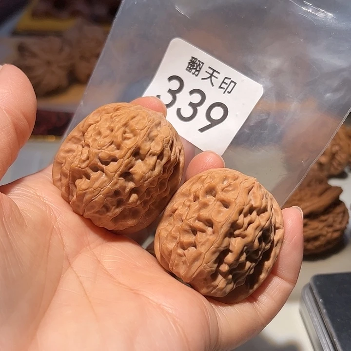桃核吊坠38霸王……