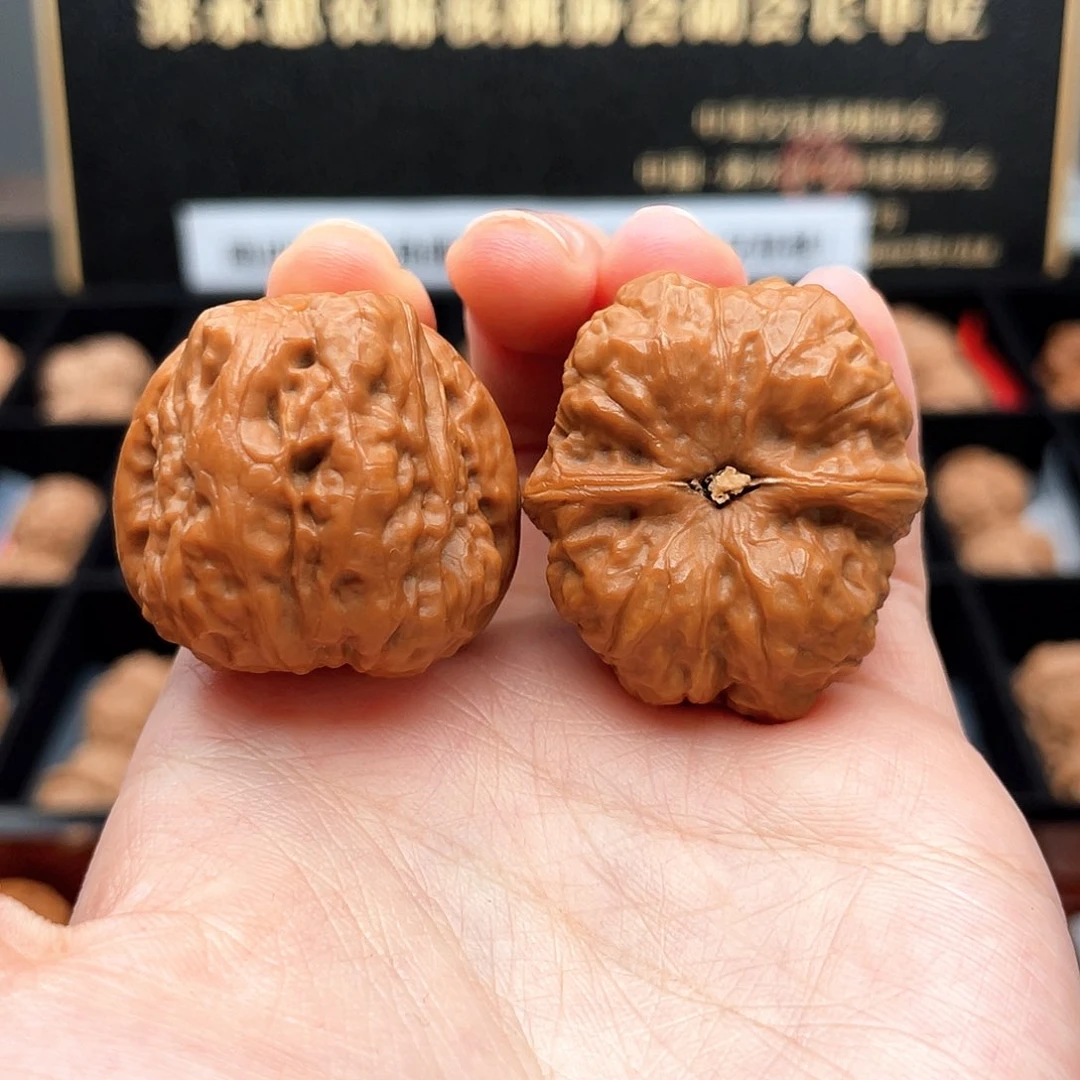 把件文玩核桃3401粉红皮延庆肌肉蛙小手捻疙瘩纹
