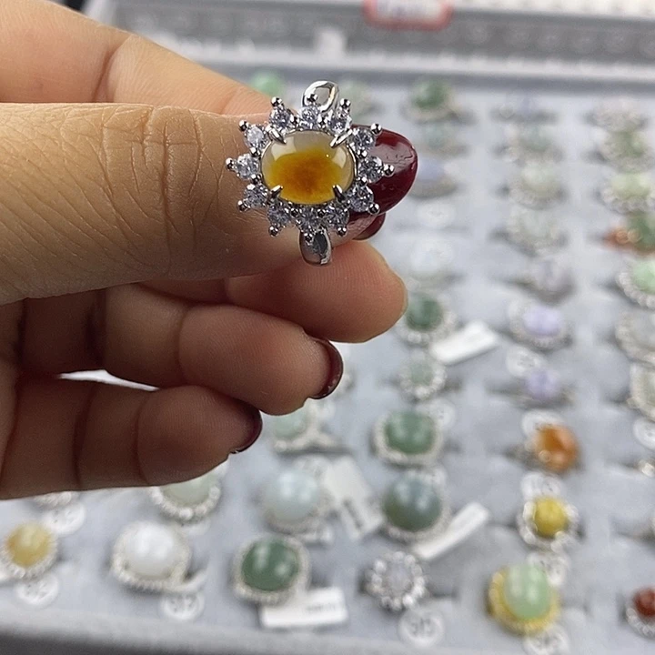 未镶嵌戒指翡翠糯*子缅甸