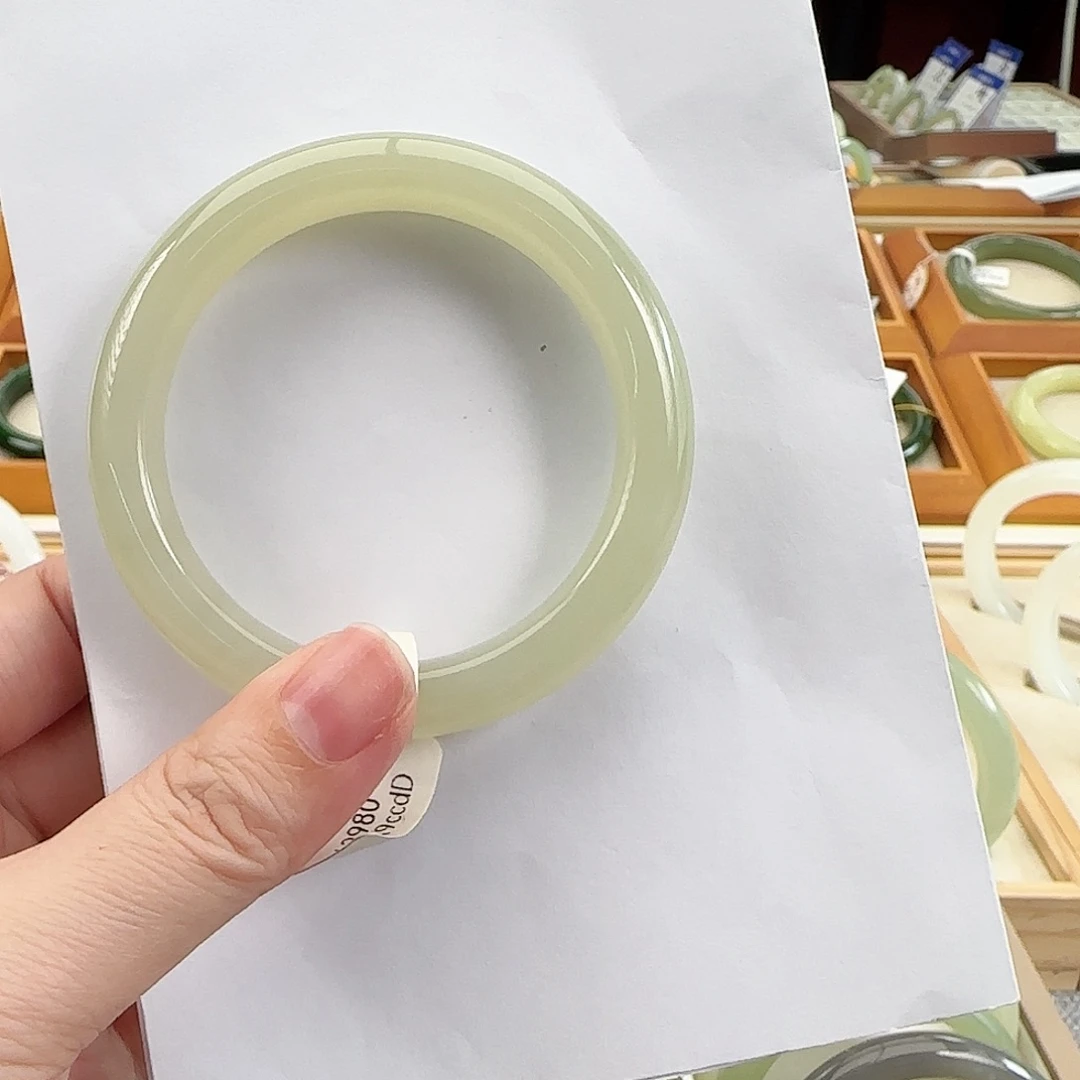 和田玉未镶嵌手镯55