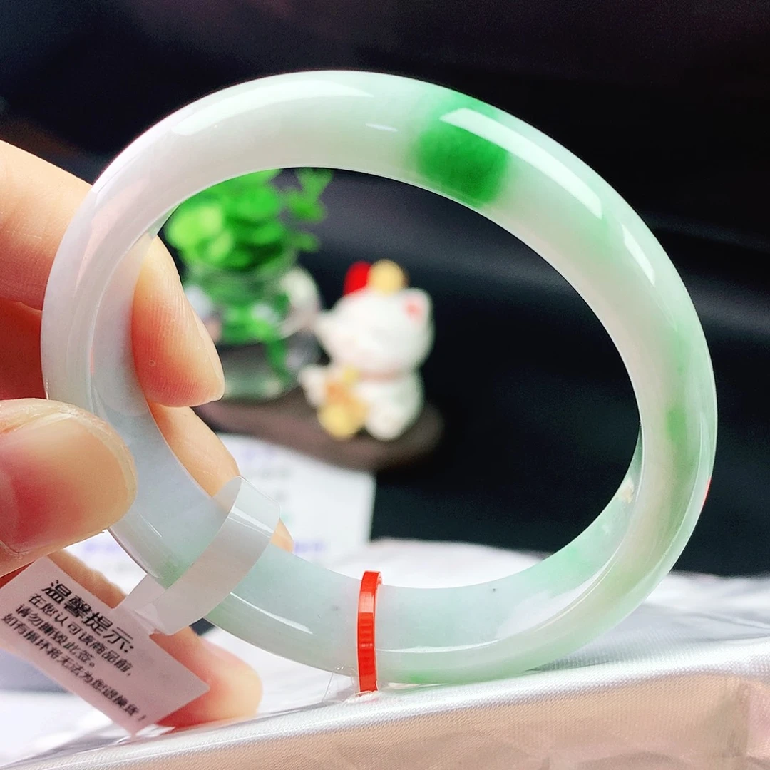 未镶嵌手镯翡翠54贵妃