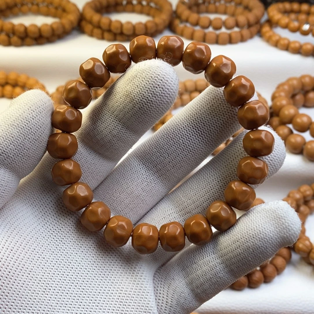 猴头核桃手串行****蒙奶酪