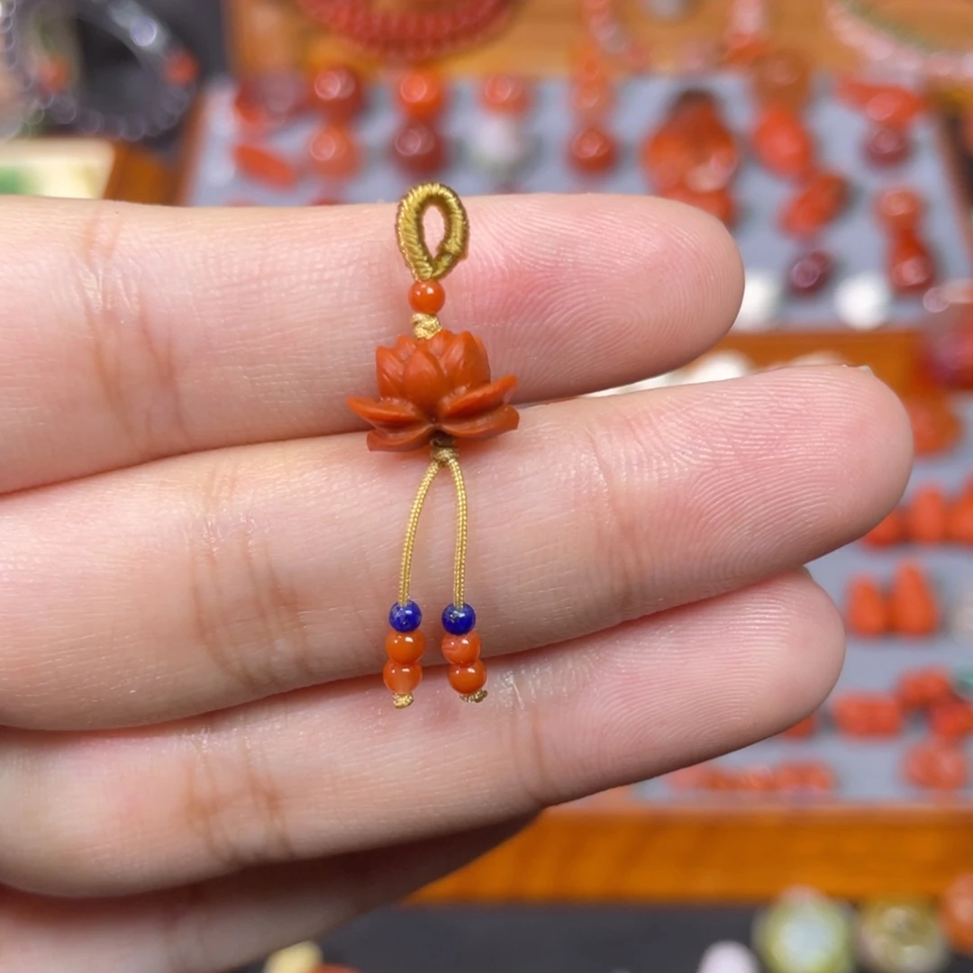 未镶嵌莲花南红玛瑙