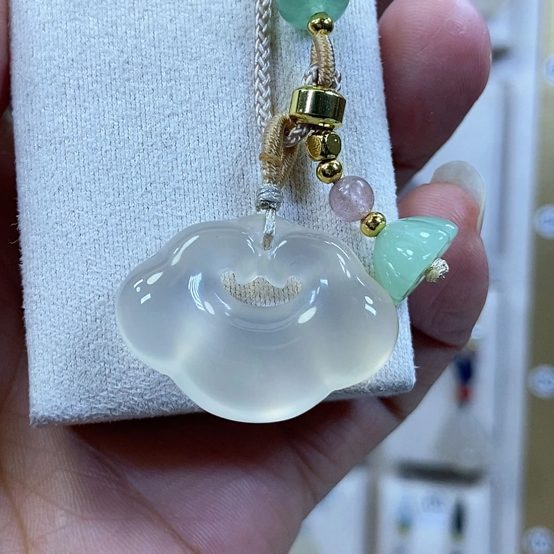玛瑙/玉髓颈饰未镶嵌