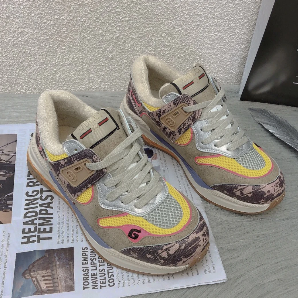 未使用 GUCCI/古驰 女鞋 粉色蛇皮纹做旧 时尚网面 运动鞋 多尺码