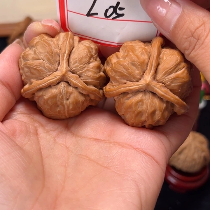 吊坠文玩核桃42大尺凹底金蟾奔05