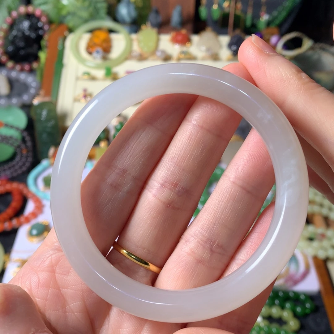 雨***弦和田玉（白玉）未镶嵌手镯SL0001