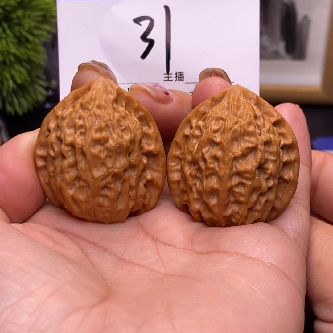 桃核吊坠金牛37有修s